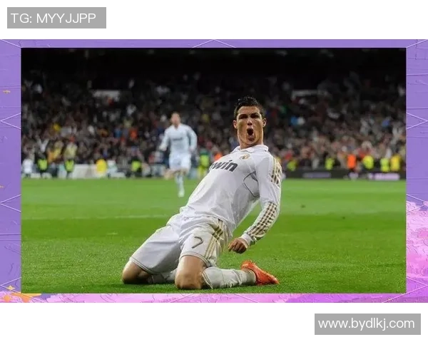 足球明星小摆台的传奇人生与场上风采全解析